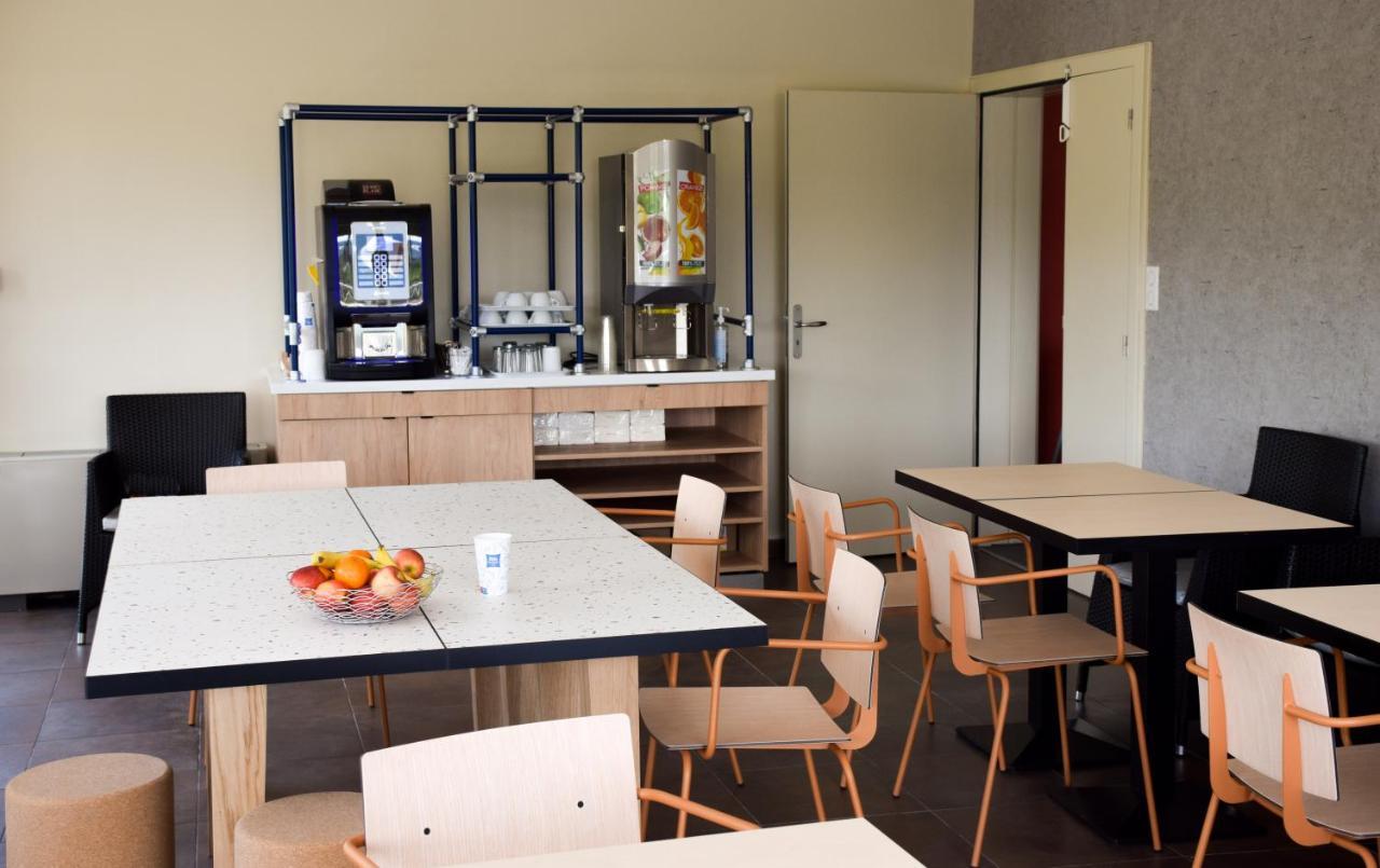Ibis Budget Millau Viaduc Bagian luar foto