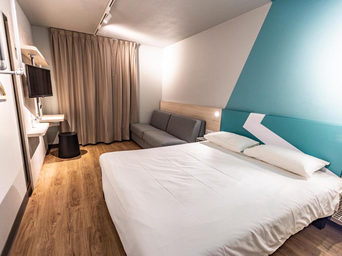 Ibis Budget Millau Viaduc Bagian luar foto