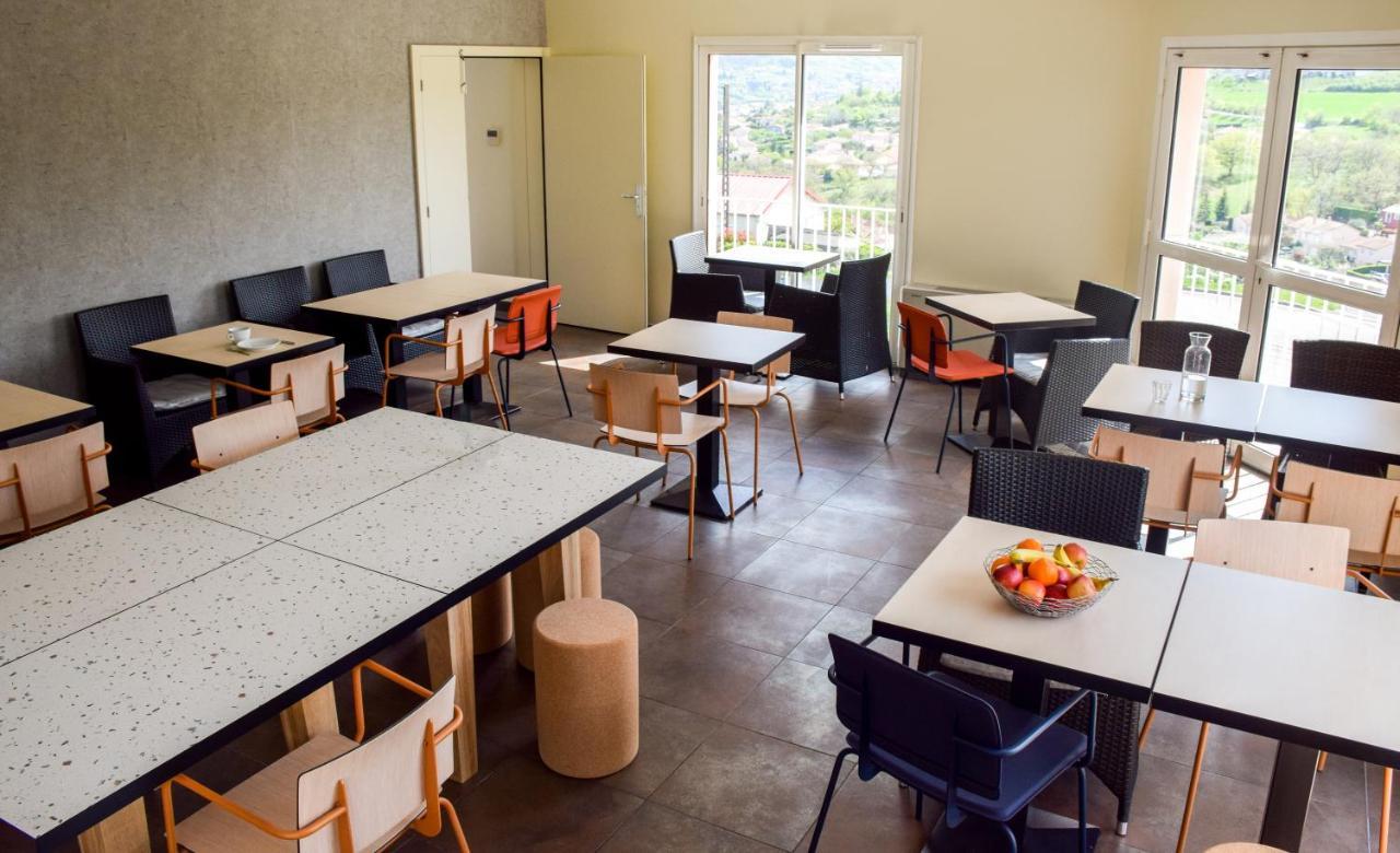 Ibis Budget Millau Viaduc Bagian luar foto