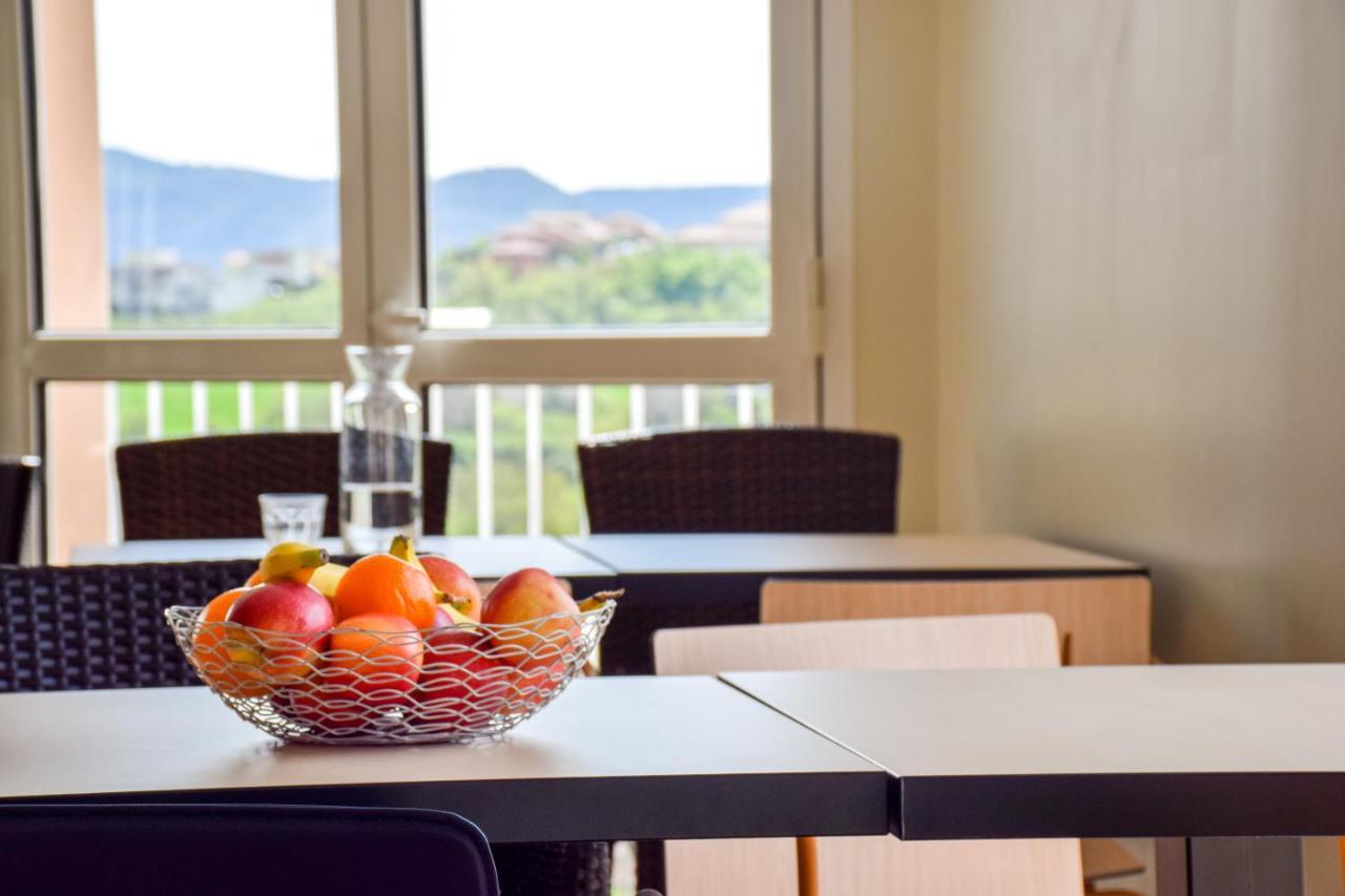 Ibis Budget Millau Viaduc Bagian luar foto