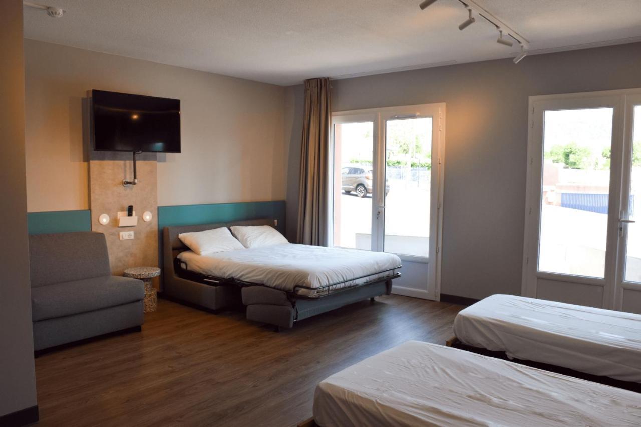 Ibis Budget Millau Viaduc Bagian luar foto