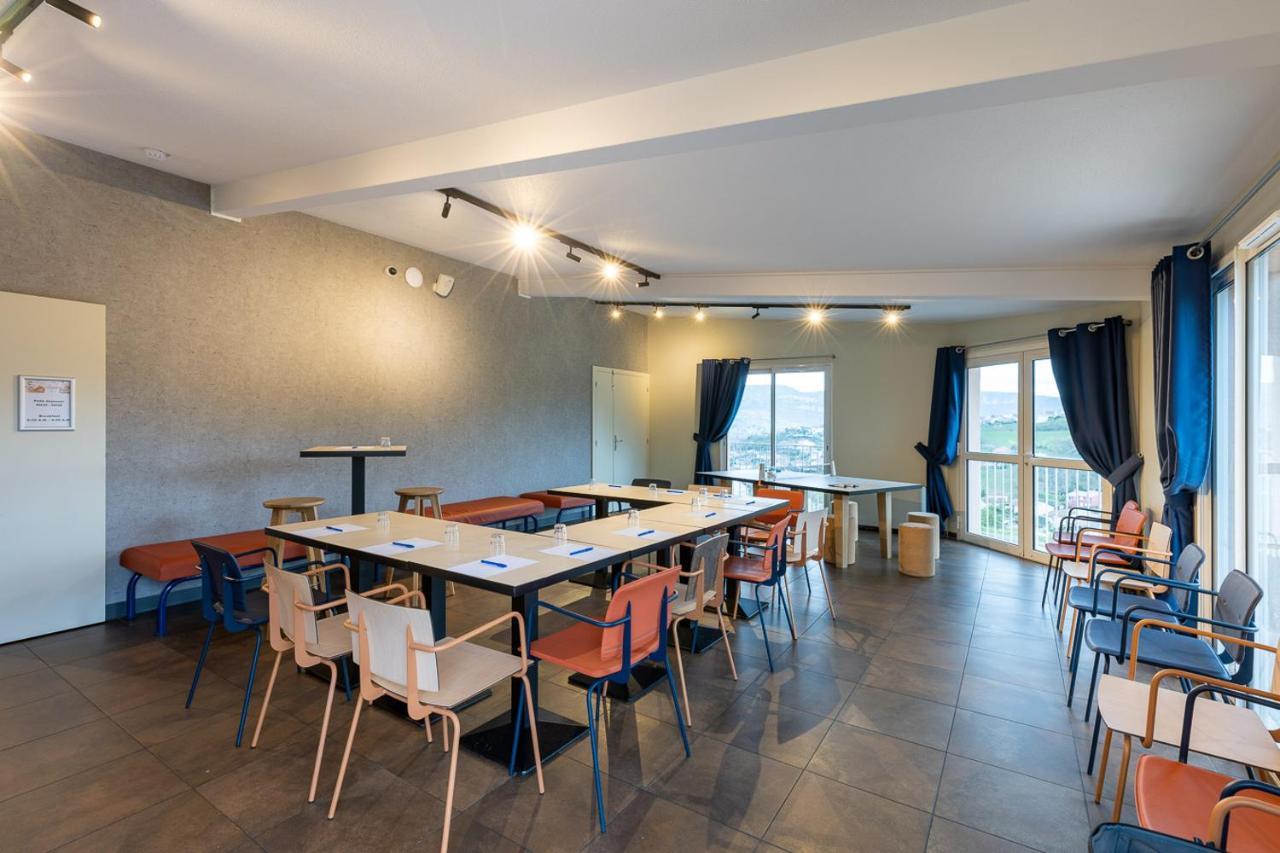 Ibis Budget Millau Viaduc Bagian luar foto
