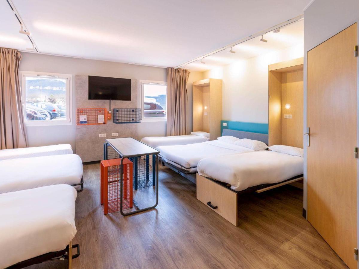 Ibis Budget Millau Viaduc Bagian luar foto