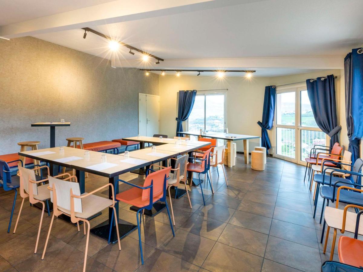 Ibis Budget Millau Viaduc Bagian luar foto